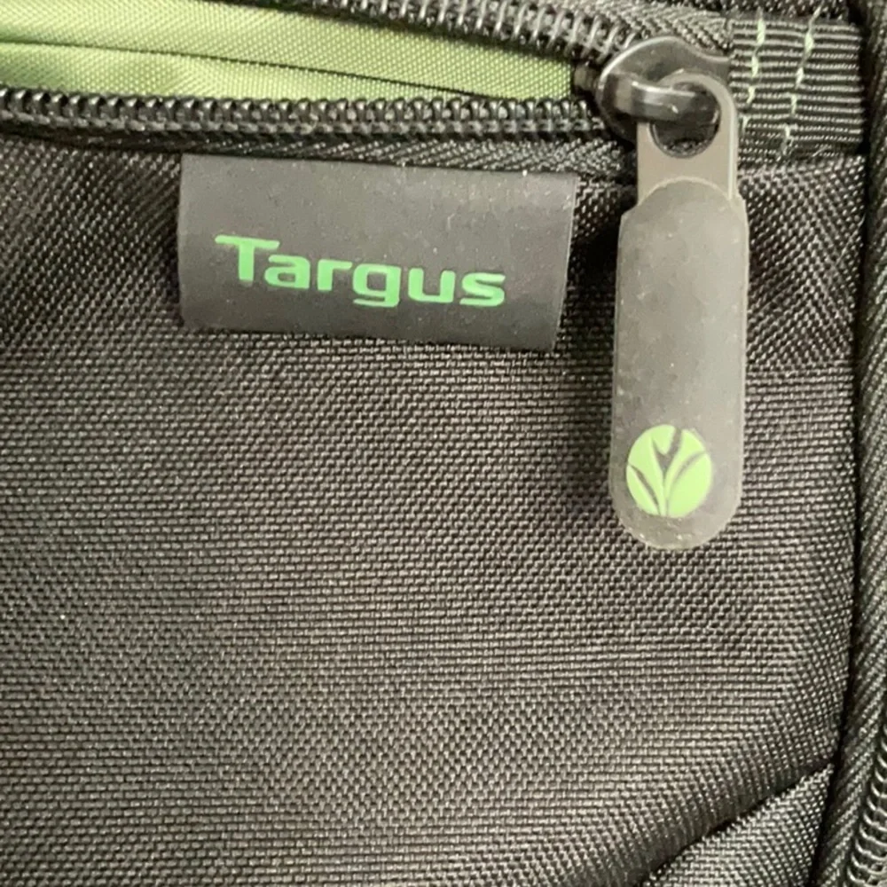 Targus 27L Spruce EcoSmart Travel Laptop Backpack. NWT.